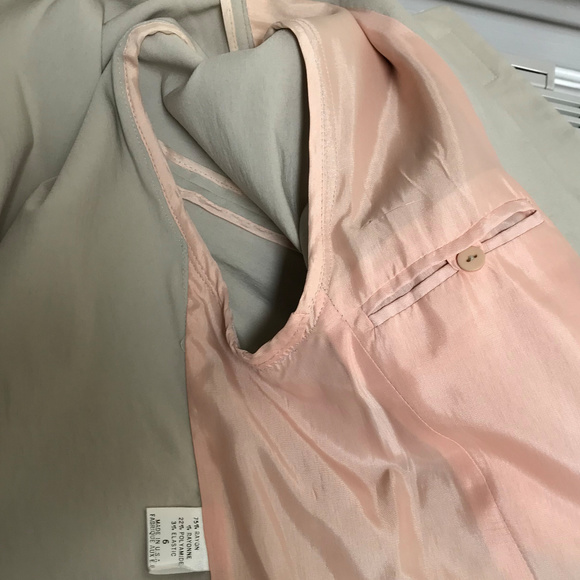 Bloomingdales + Tahari light overcoat sz 6 - Picture 7 of 8